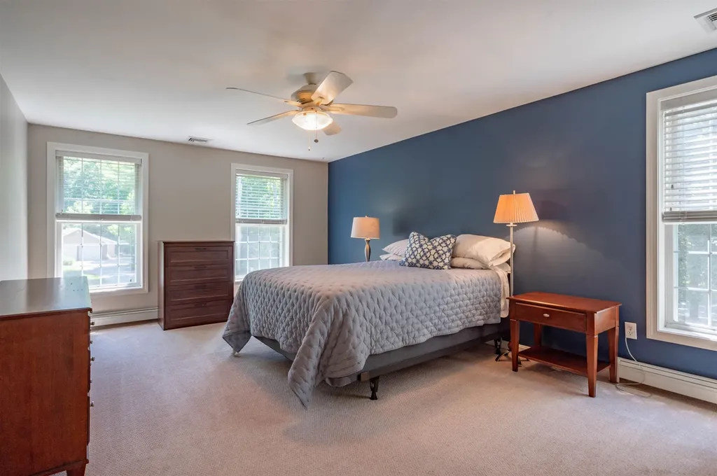 10 Golden Brook Road Windham NH 03087