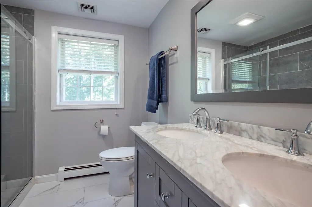 10 Golden Brook Road Windham NH 03087