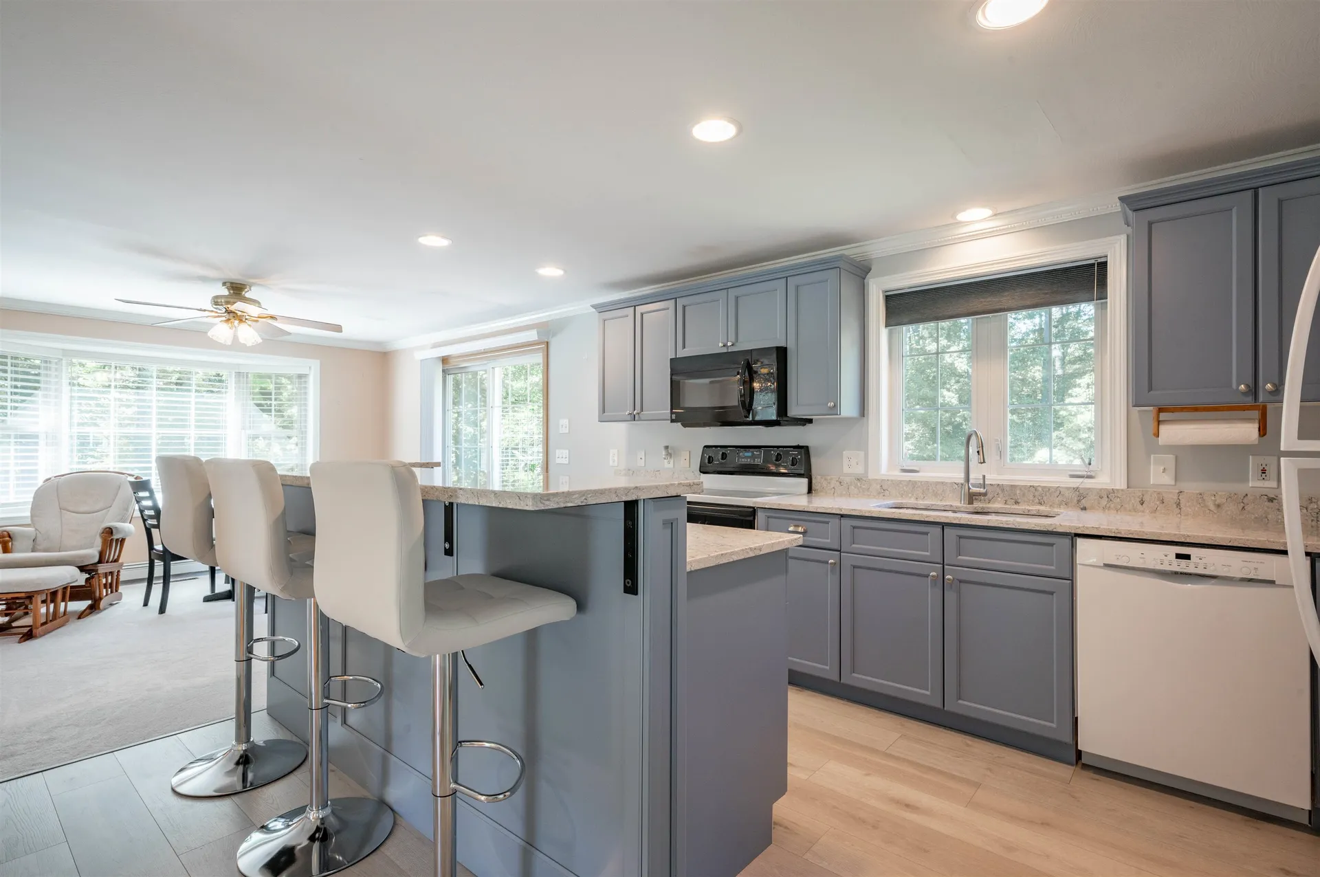 10 Golden Brook Road Windham NH 03087