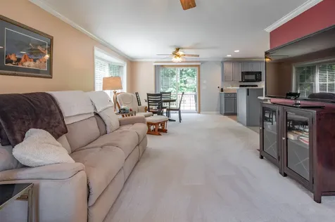10 Golden Brook Road Windham NH 03087