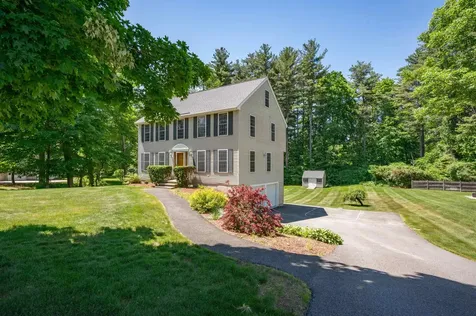 10 Golden Brook Road Windham NH 03087