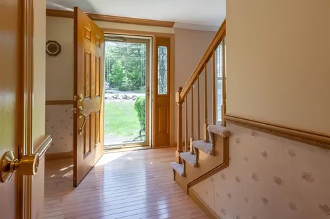 10 Golden Brook Road Windham NH 03087