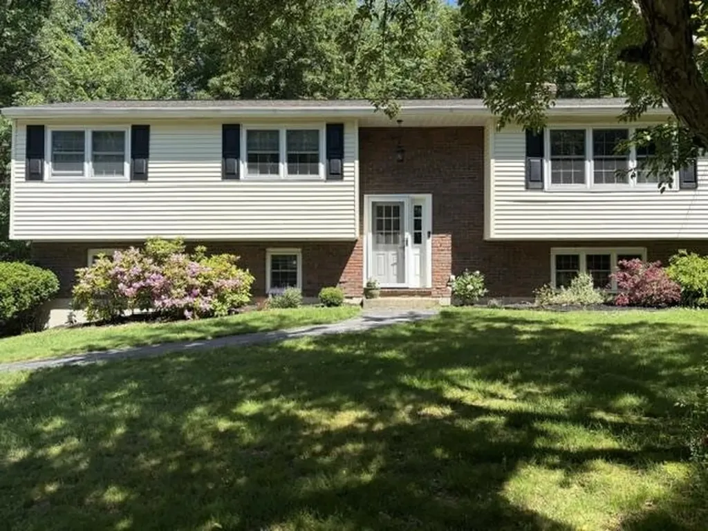 37 Pine Ridge Drive Candia NH 03034