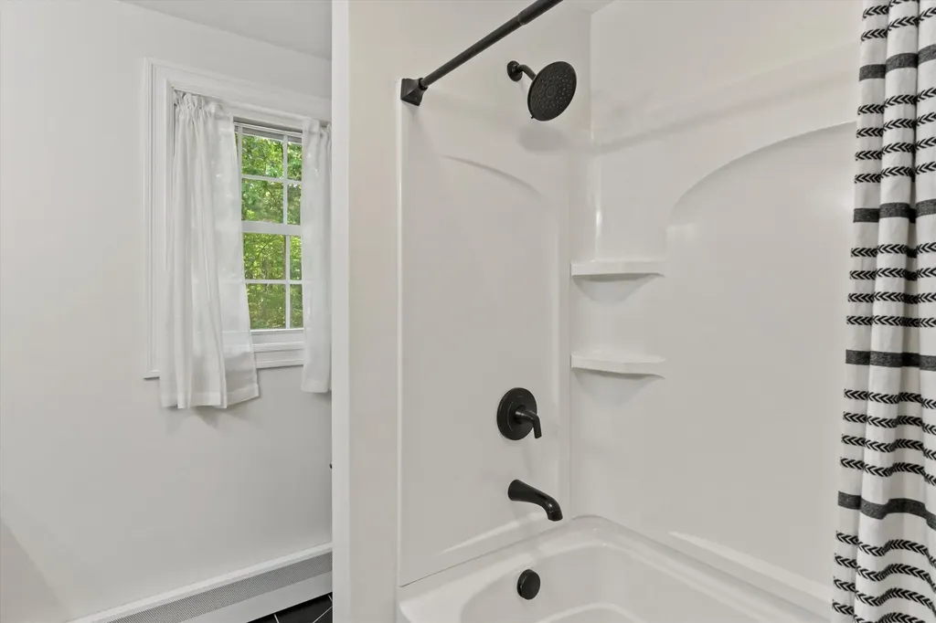 37 Pine Ridge Drive Candia NH 03034