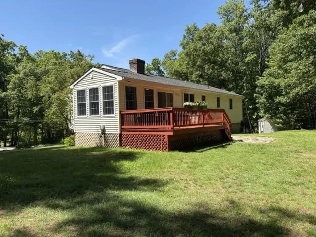 37 Pine Ridge Drive Candia NH 03034