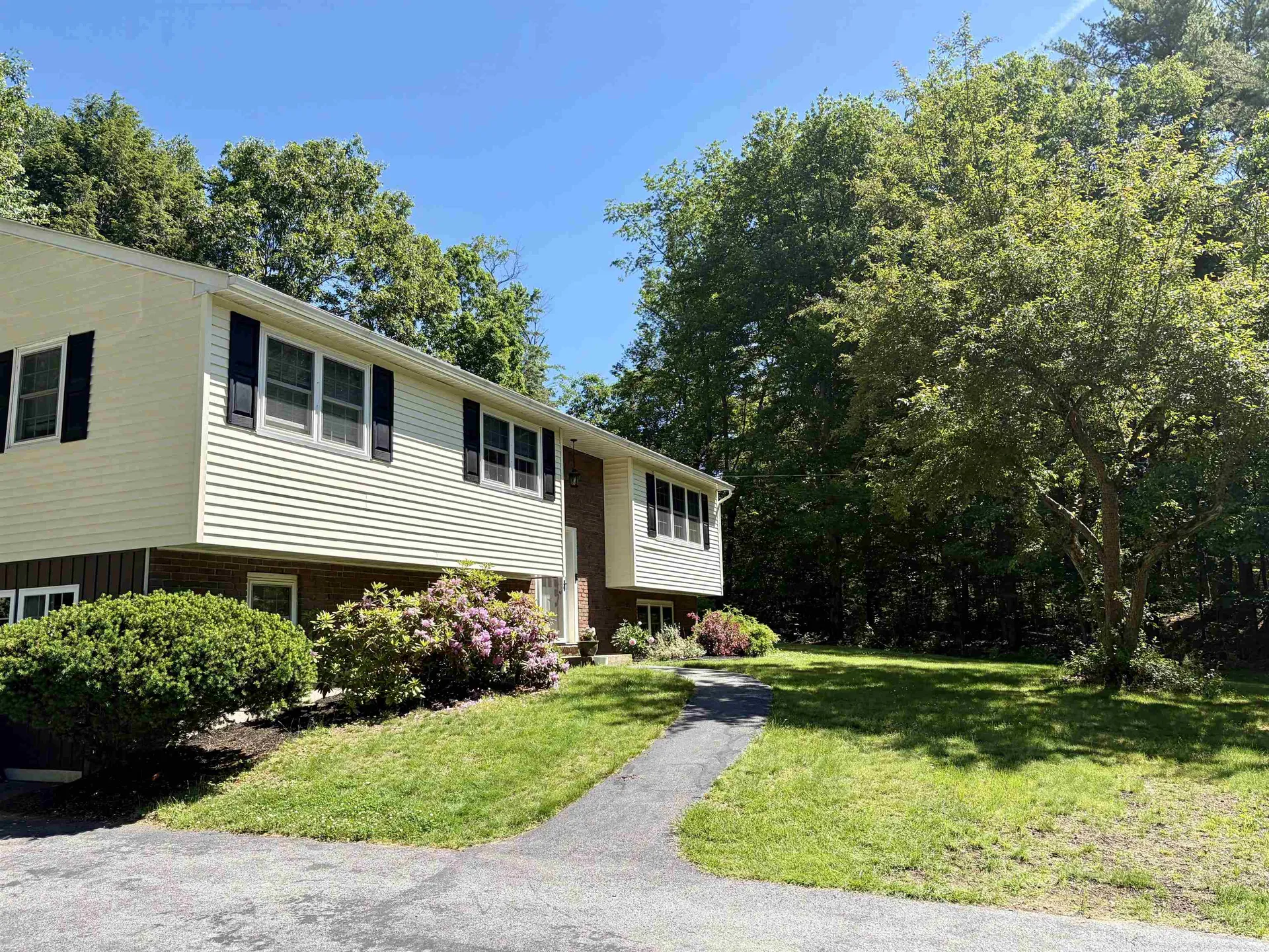 37 Pine Ridge Drive Candia NH 03034