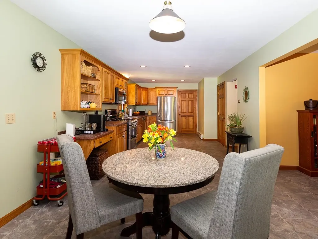 6 Tamarack Road Plaistow NH 03865