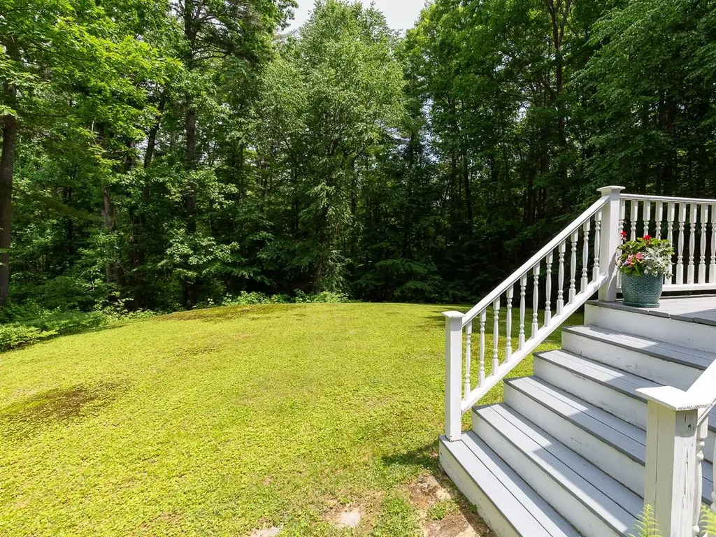 6 Tamarack Road Plaistow NH 03865