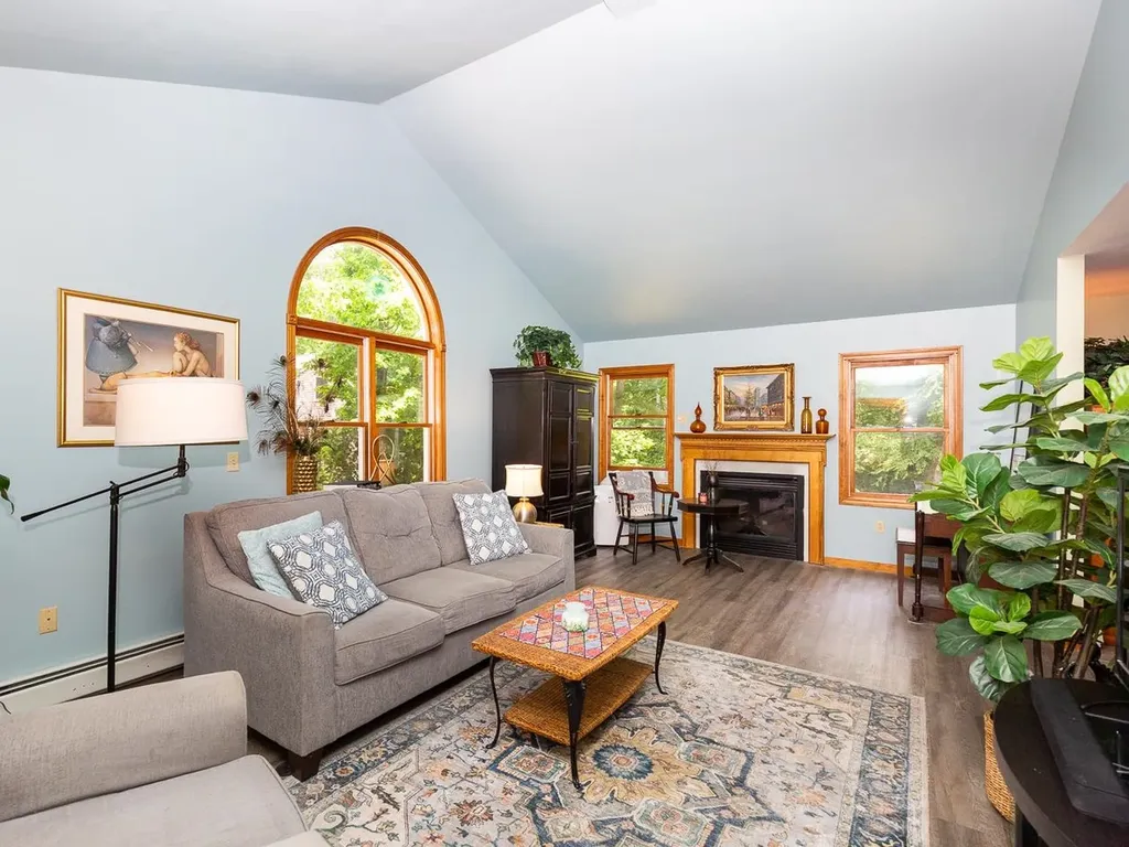 6 Tamarack Road Plaistow NH 03865