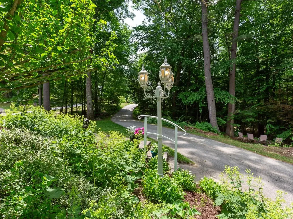 6 Tamarack Road Plaistow NH 03865