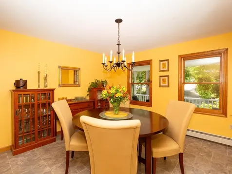 6 Tamarack Road Plaistow NH 03865