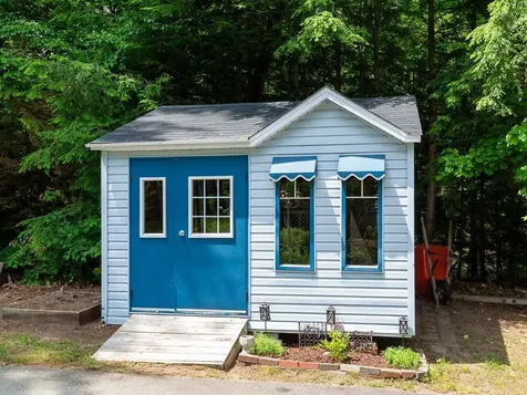 6 Tamarack Road Plaistow NH 03865