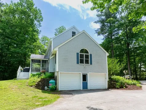 6 Tamarack Road Plaistow NH 03865