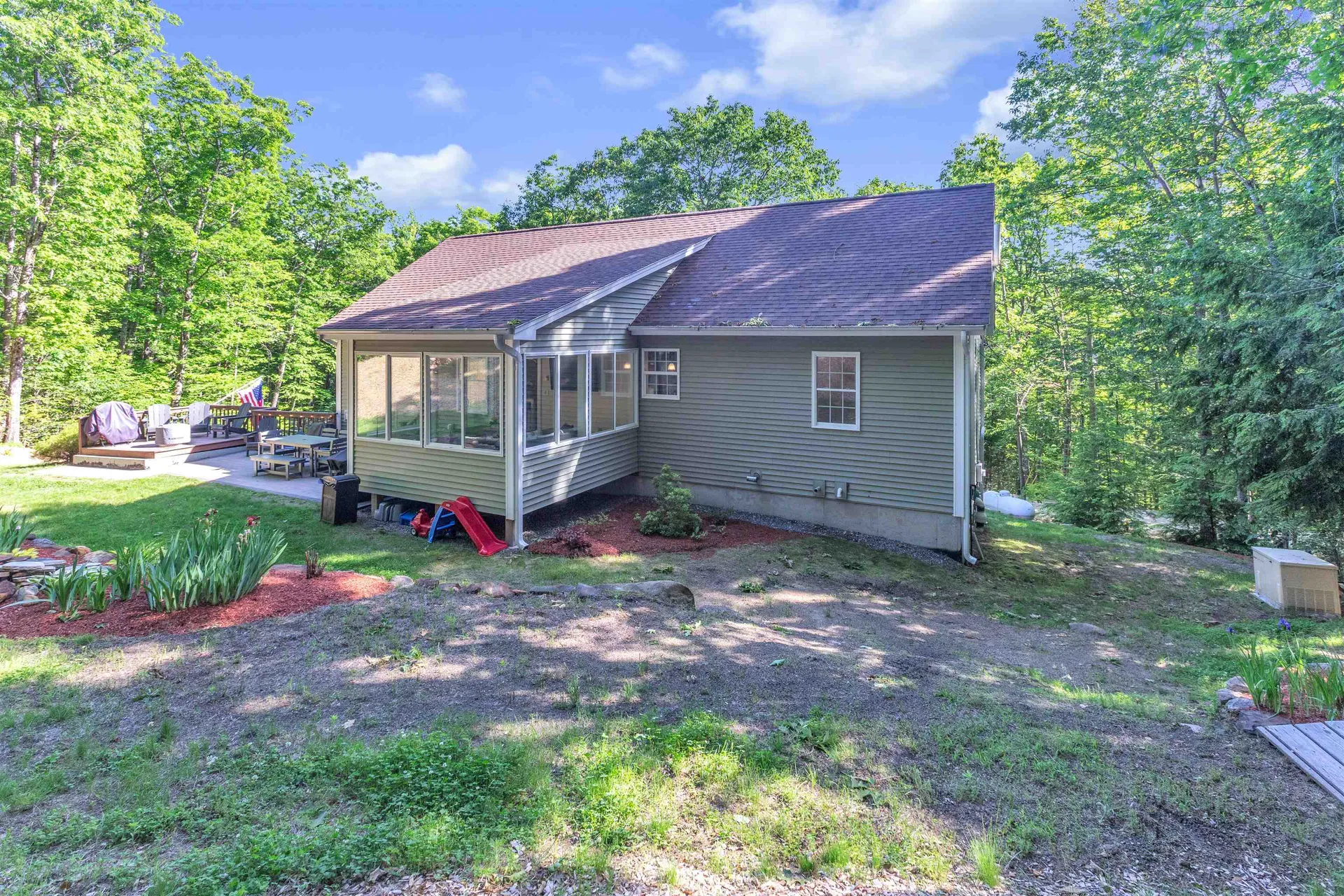 18 Lafrance Road Weare NH 03281