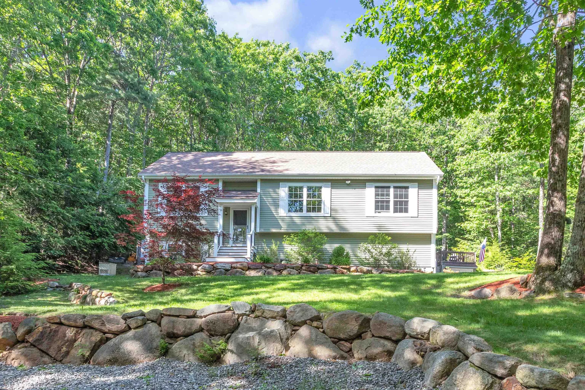 18 Lafrance Road Weare NH 03281