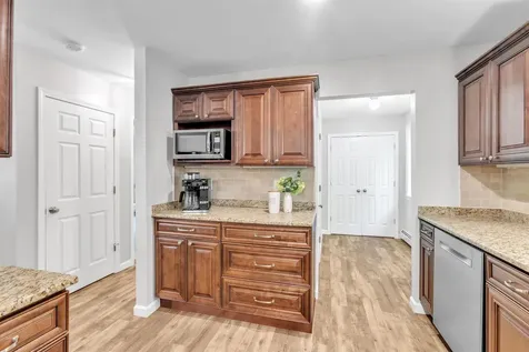 18 Lafrance Road Weare NH 03281