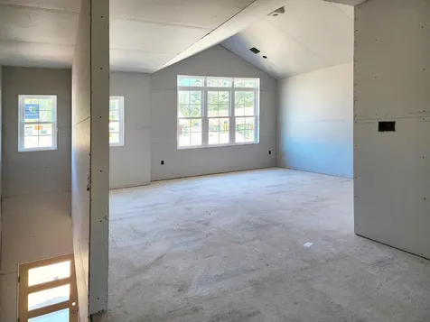 2 Campbell Way Windham NH 03087