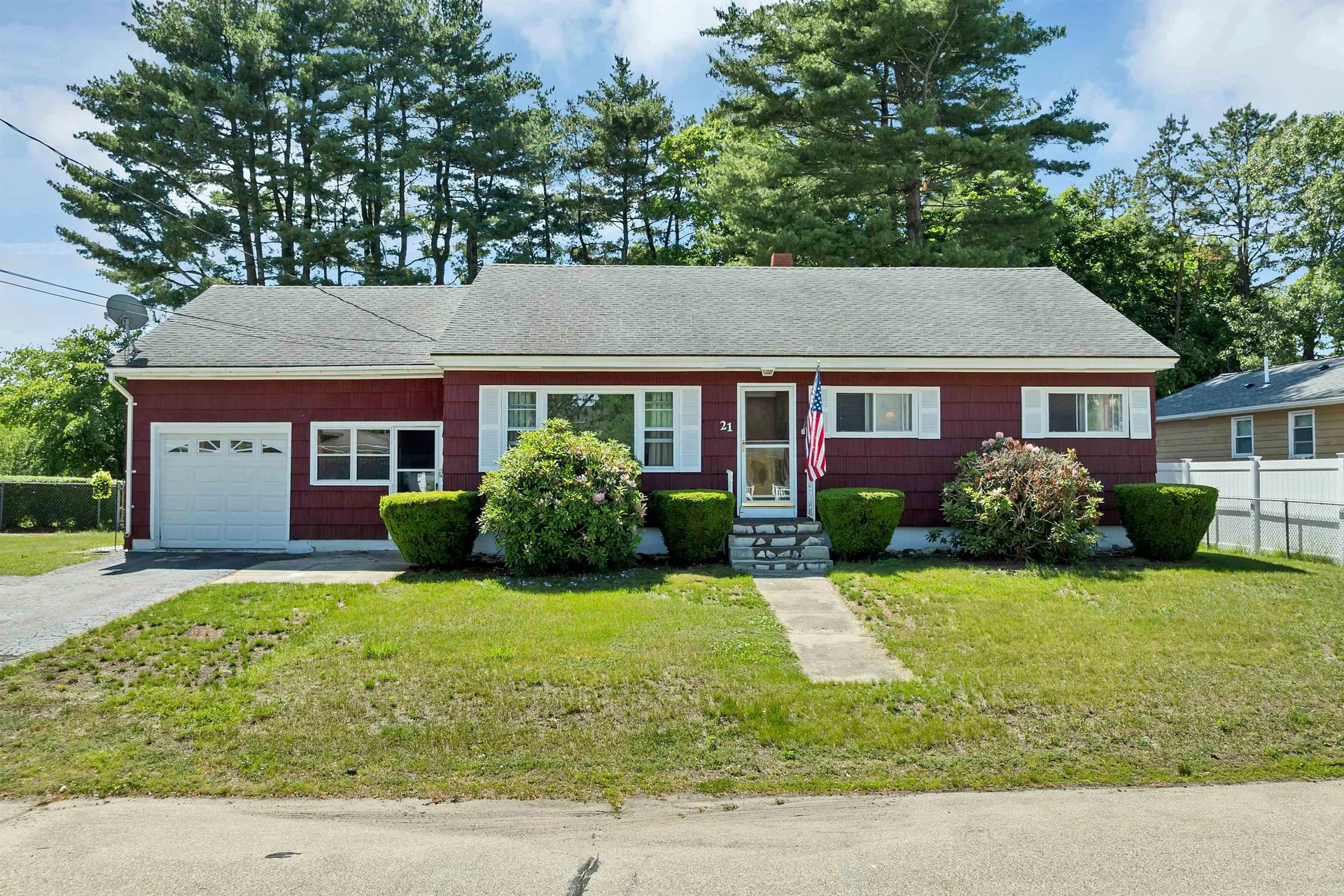 21 Acton Street Nashua NH 03060