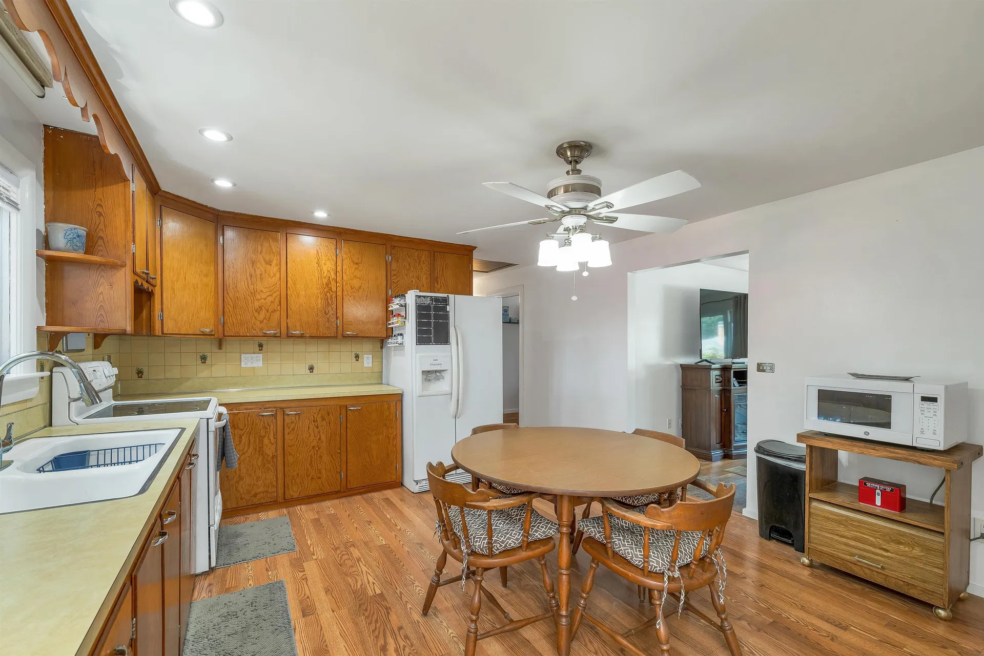 21 Acton Street Nashua NH 03060