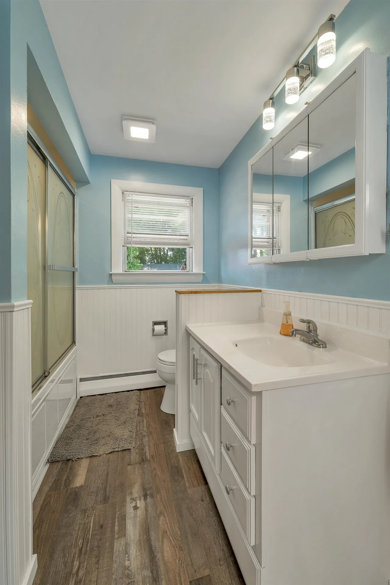 21 Acton Street Nashua NH 03060