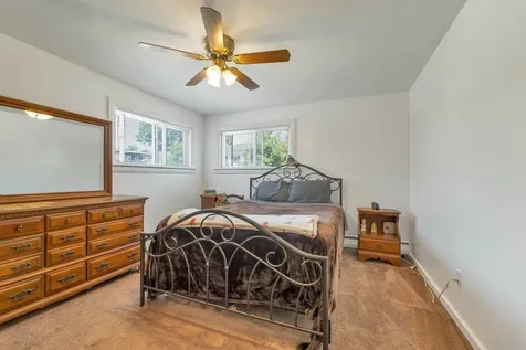 21 Acton Street Nashua NH 03060