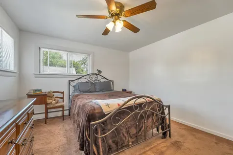 21 Acton Street Nashua NH 03060