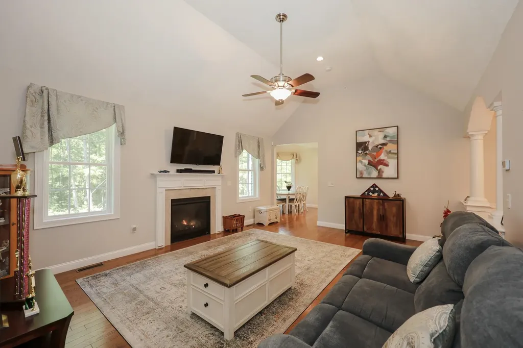 145 Clement Road Pelham NH 03076