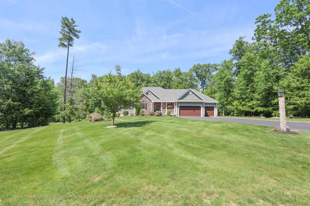 145 Clement Road Pelham NH 03076