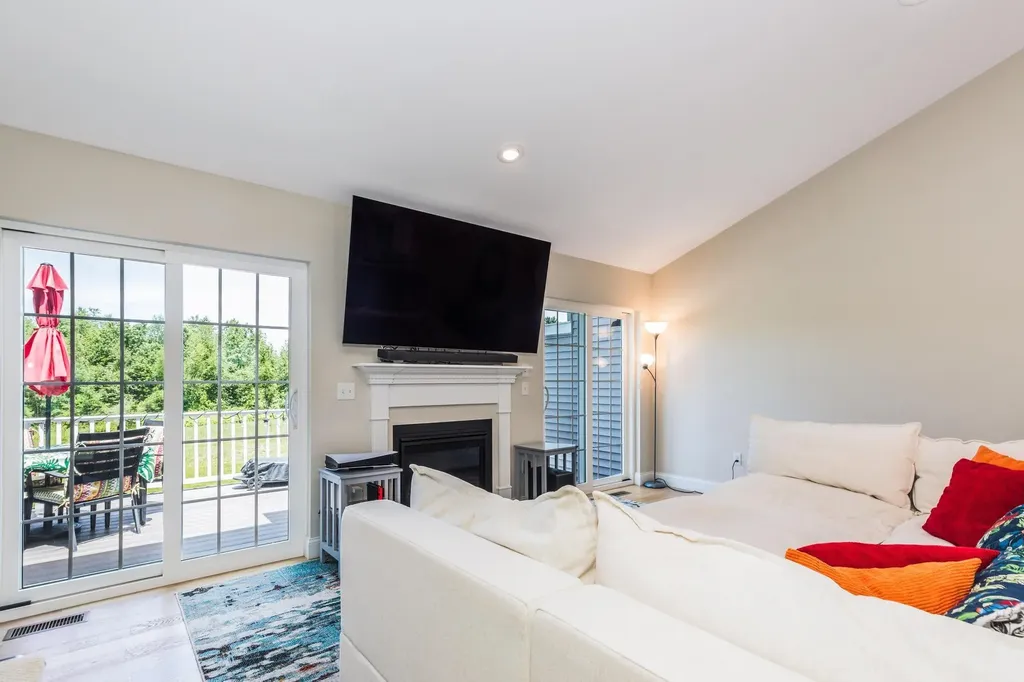 10A Cardinal Lane Epping NH 03042