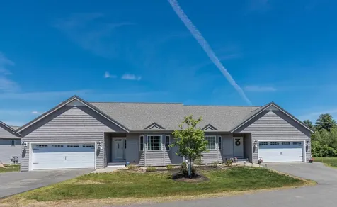 10A Cardinal Lane Epping NH 03042