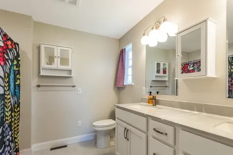 10A Cardinal Lane Epping NH 03042
