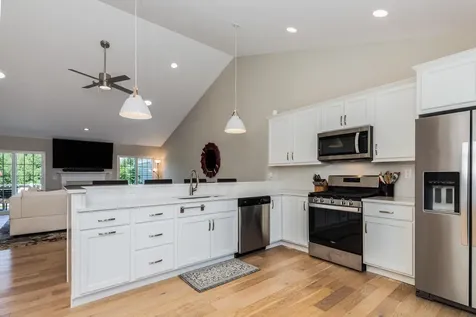 10A Cardinal Lane Epping NH 03042