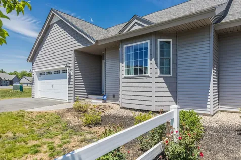 10A Cardinal Lane Epping NH 03042
