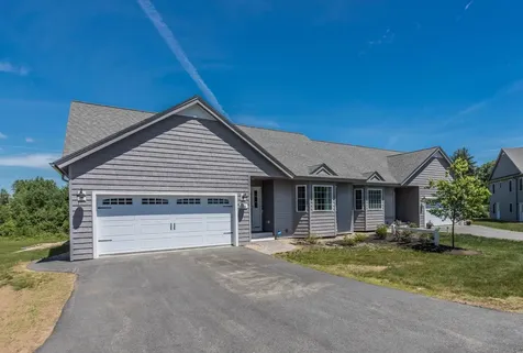 10A Cardinal Lane Epping NH 03042