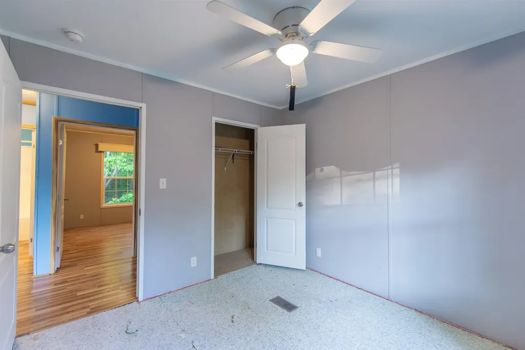 38 Bookholz Way Tamworth NH 03886