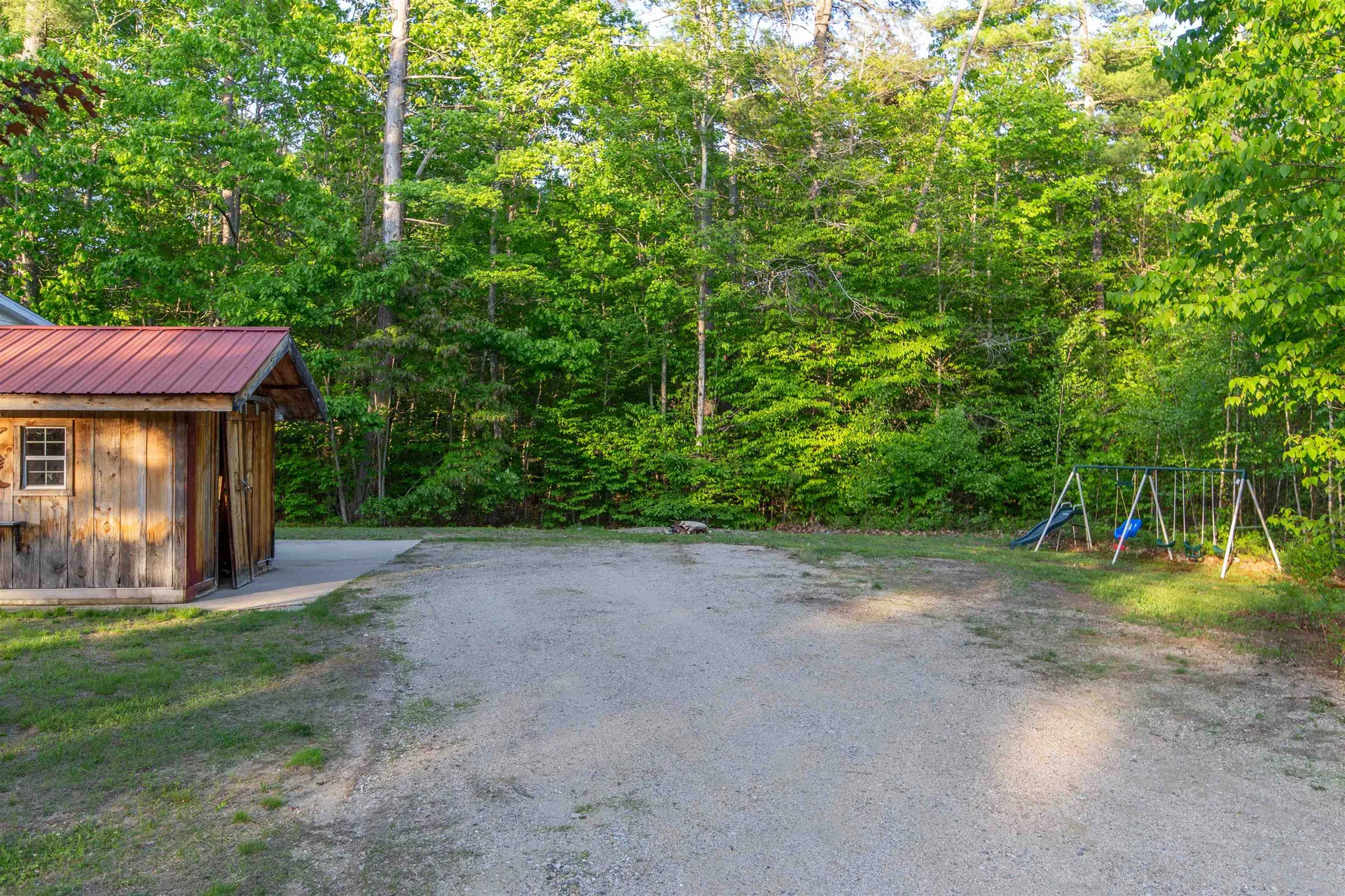 38 Bookholz Way Tamworth NH 03886