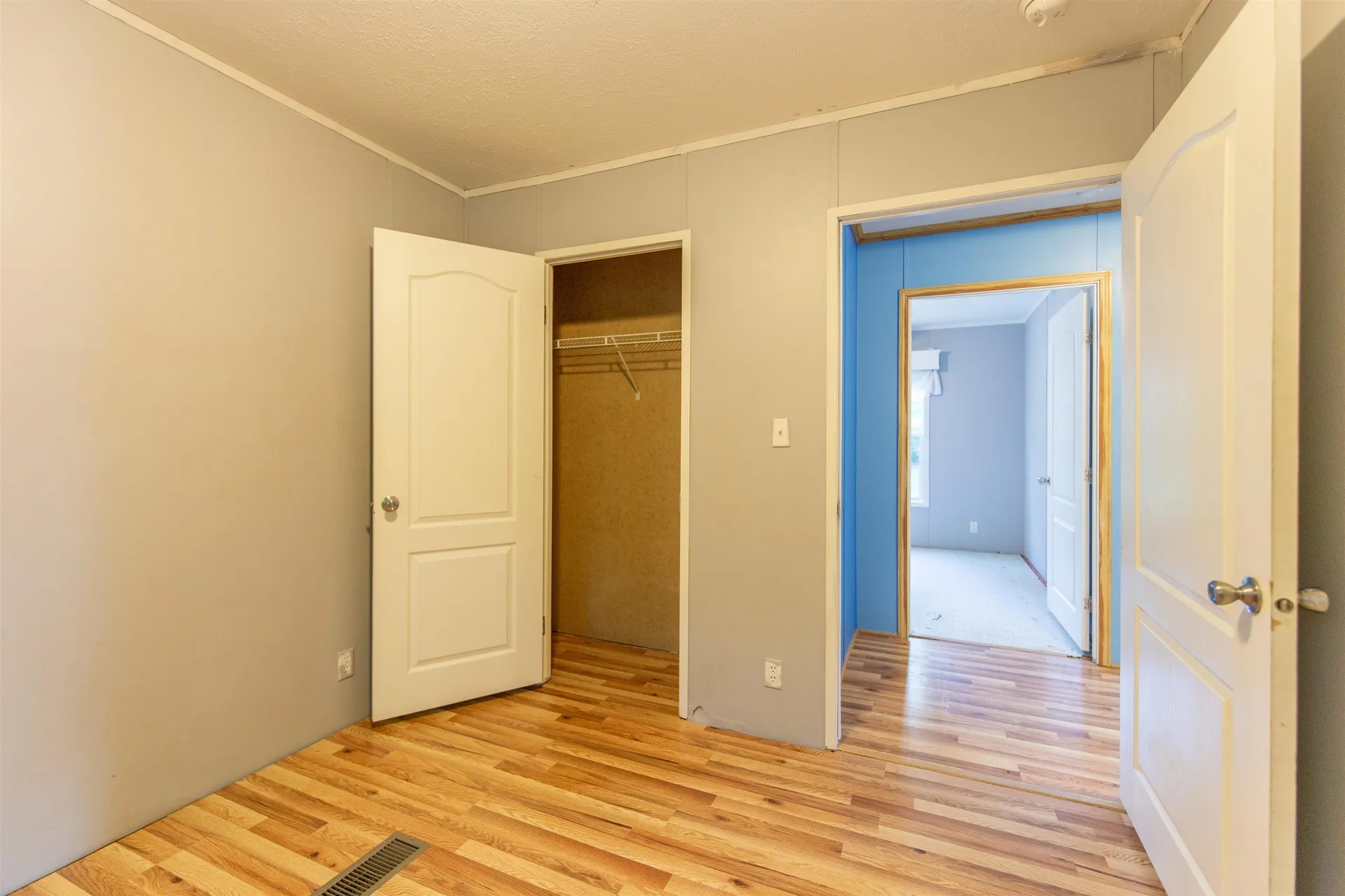 38 Bookholz Way Tamworth NH 03886