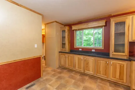 38 Bookholz Way Tamworth NH 03886
