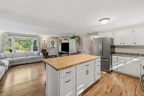 85 Belmont Drive Merrimack NH 03054
