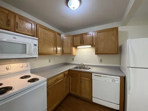3951 Old Brown Avenue Manchester NH 03105
