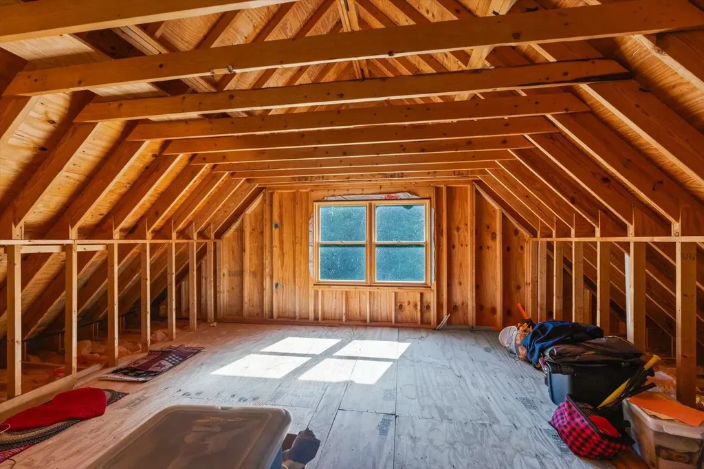 152 Old Chesterfield Road Winchester NH 03470