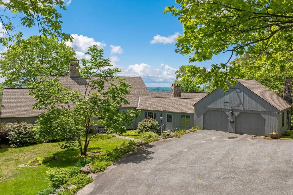 335 Oak Hill Road Springfield NH 03284