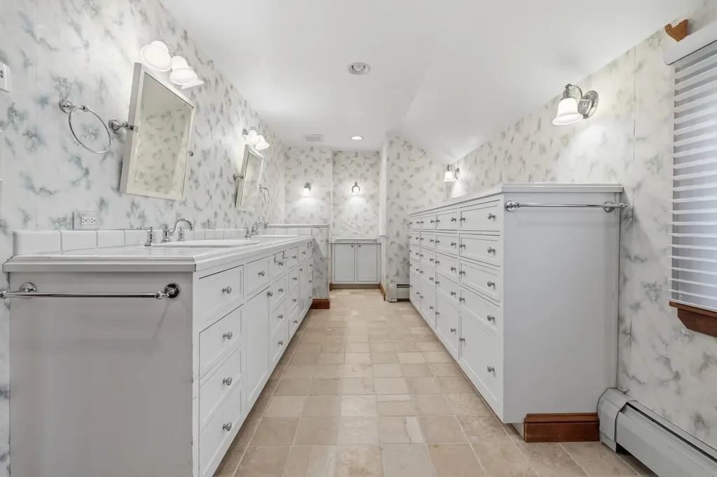 335 Oak Hill Road Springfield NH 03284