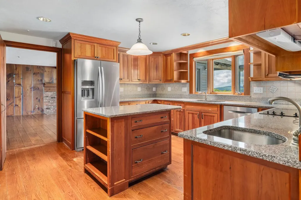 335 Oak Hill Road Springfield NH 03284