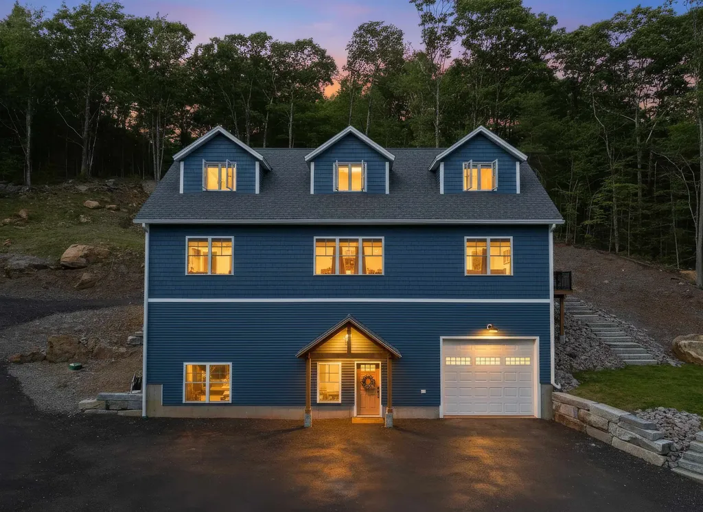 359 N. Hidden Lake Road Stoddard NH 03464