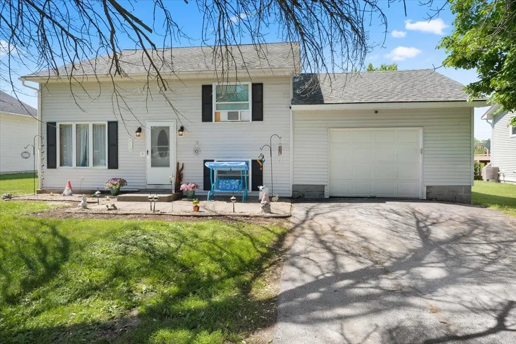 19 Andy Avenue Swanton VT 05488