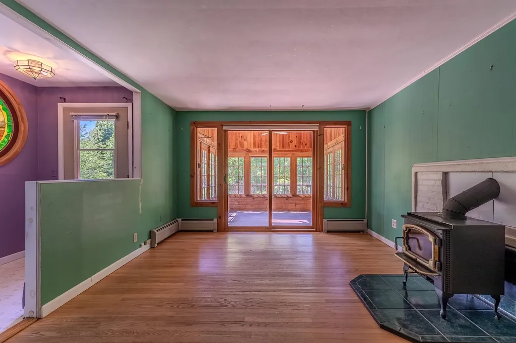 1111 Old Depot Road Shaftsbury VT 05262