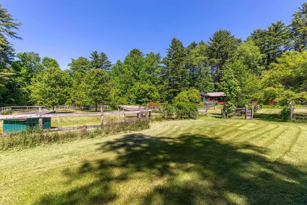 1111 Old Depot Road Shaftsbury VT 05262
