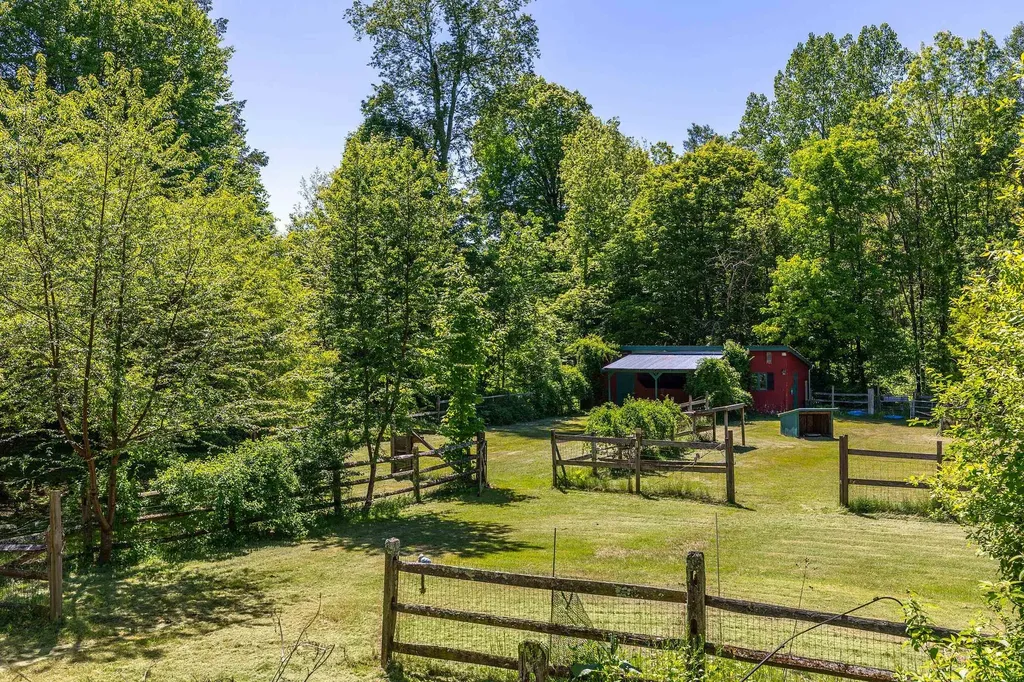 1111 Old Depot Road Shaftsbury VT 05262