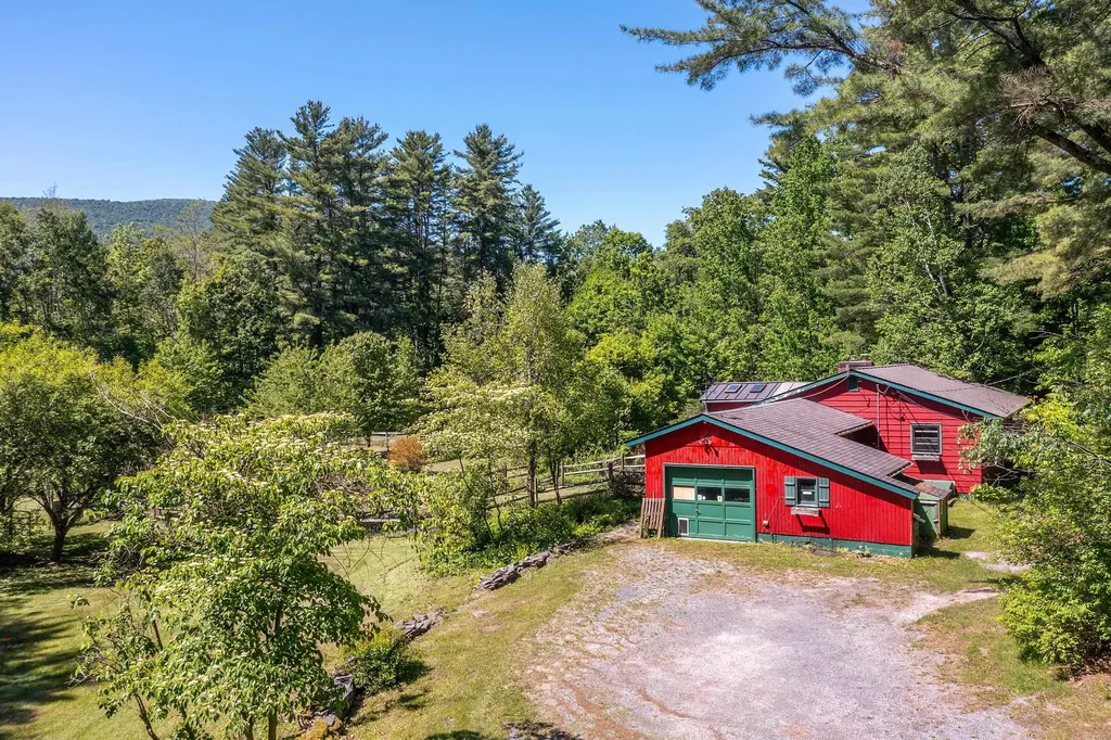 1111 Old Depot Road Shaftsbury VT 05262